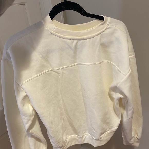 Unworn Zara crewneck - Picture 7 of 8